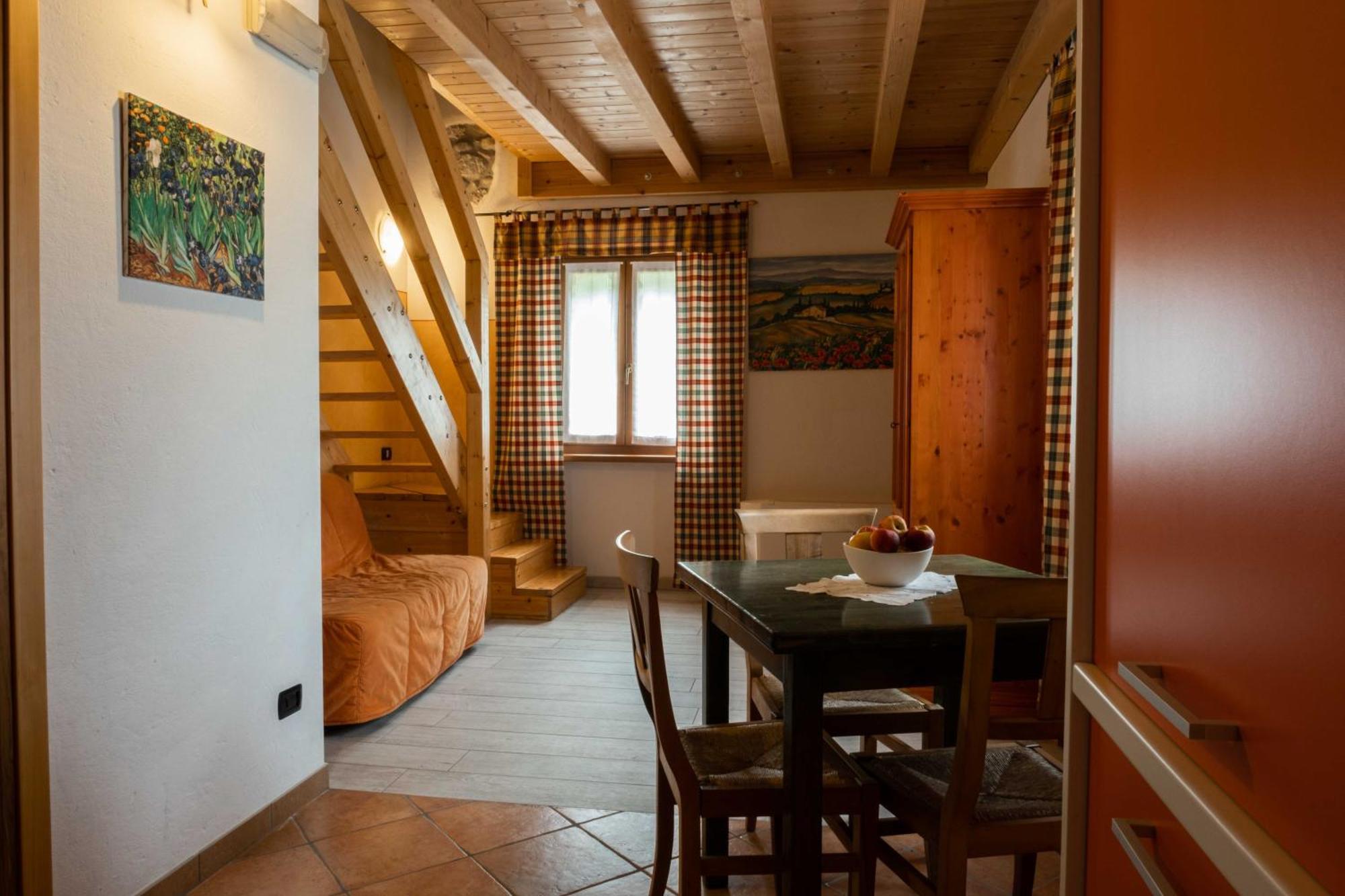 Agriturismo Revena Brentino Belluno ภายนอก รูปภาพ