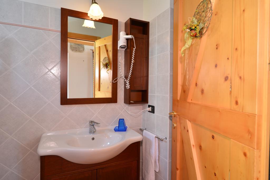 Agriturismo Revena Brentino Belluno ภายนอก รูปภาพ