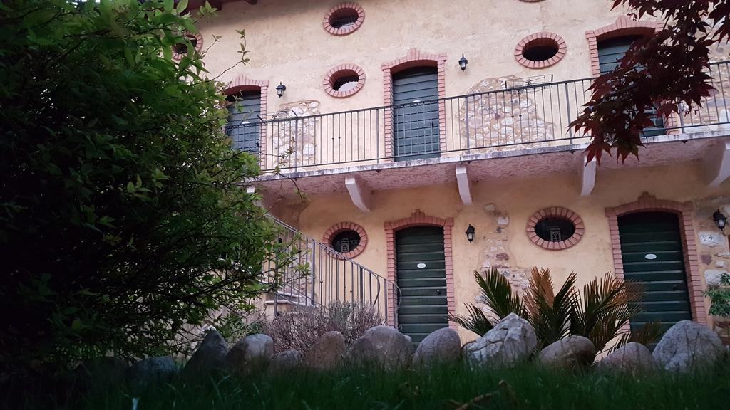Agriturismo Revena Brentino Belluno ภายนอก รูปภาพ