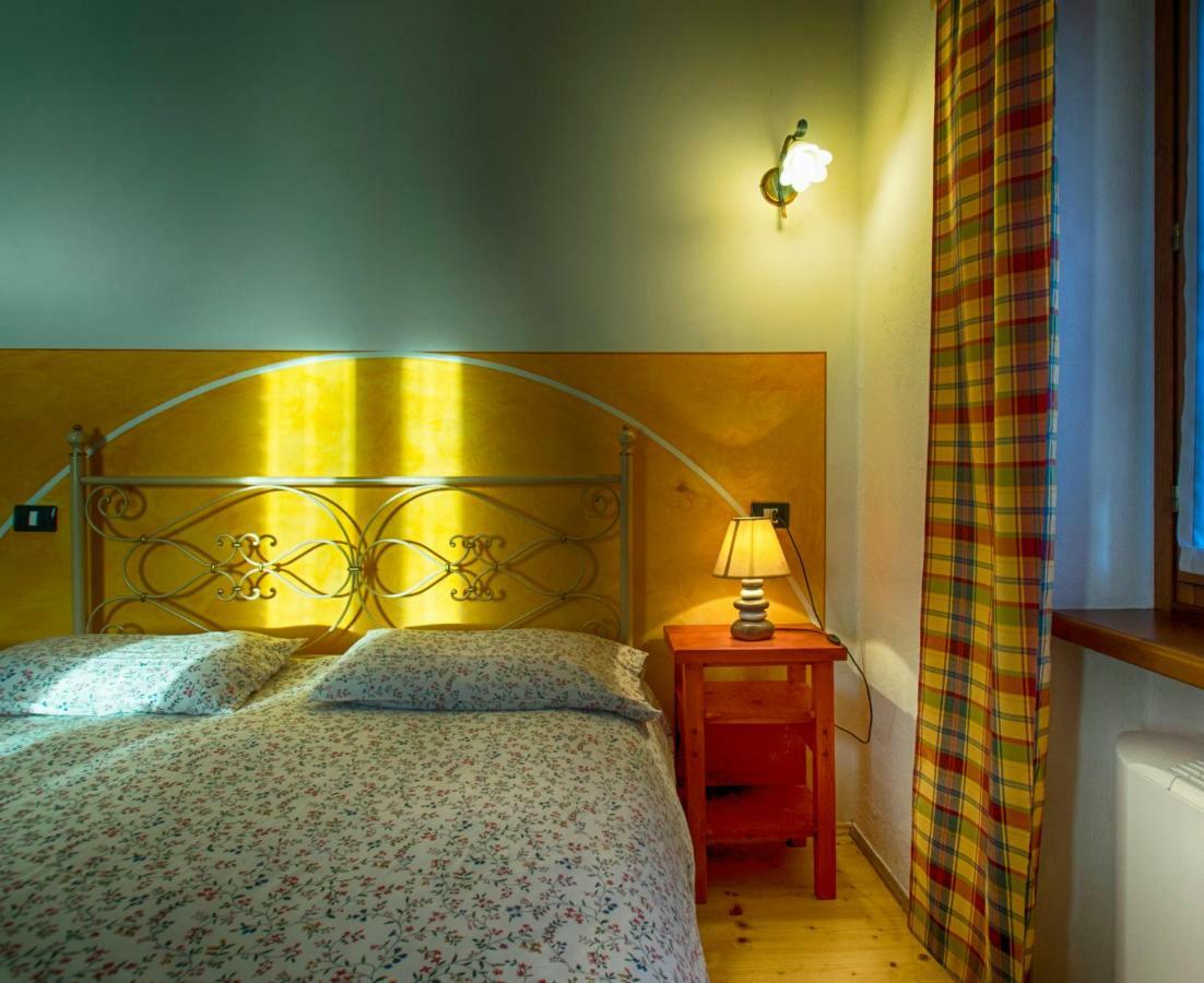Agriturismo Revena Brentino Belluno ภายนอก รูปภาพ